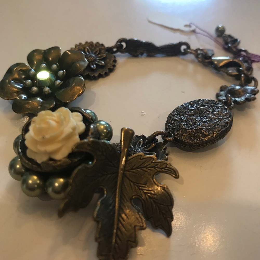 Bracelet